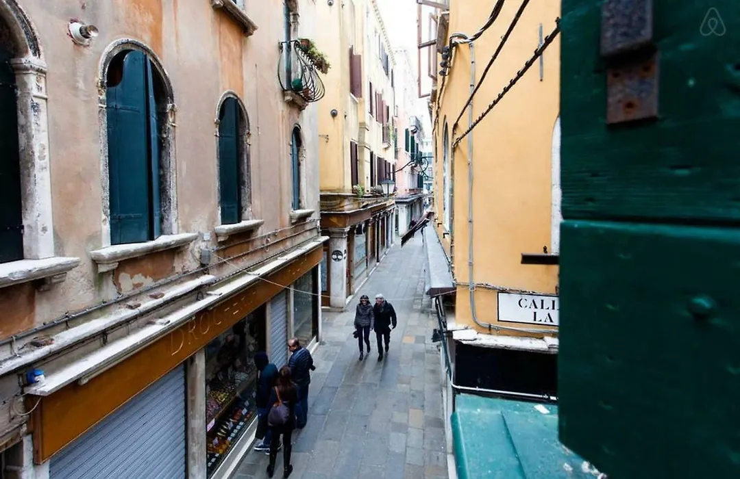 Melusina Apartments Rialto Venice Historical Center-1